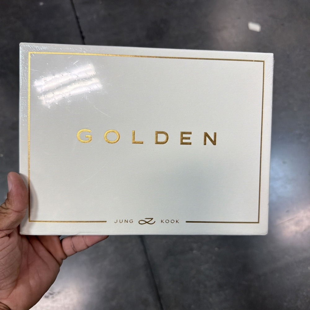 BTS Jungkook Golden Album Solid Version - Brand New And Sealed